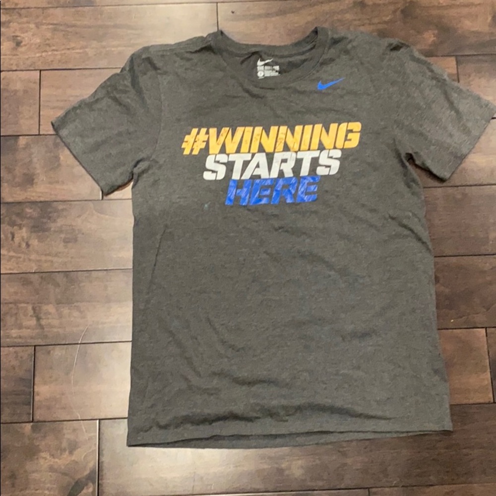 Men’s Nike S T-shirt